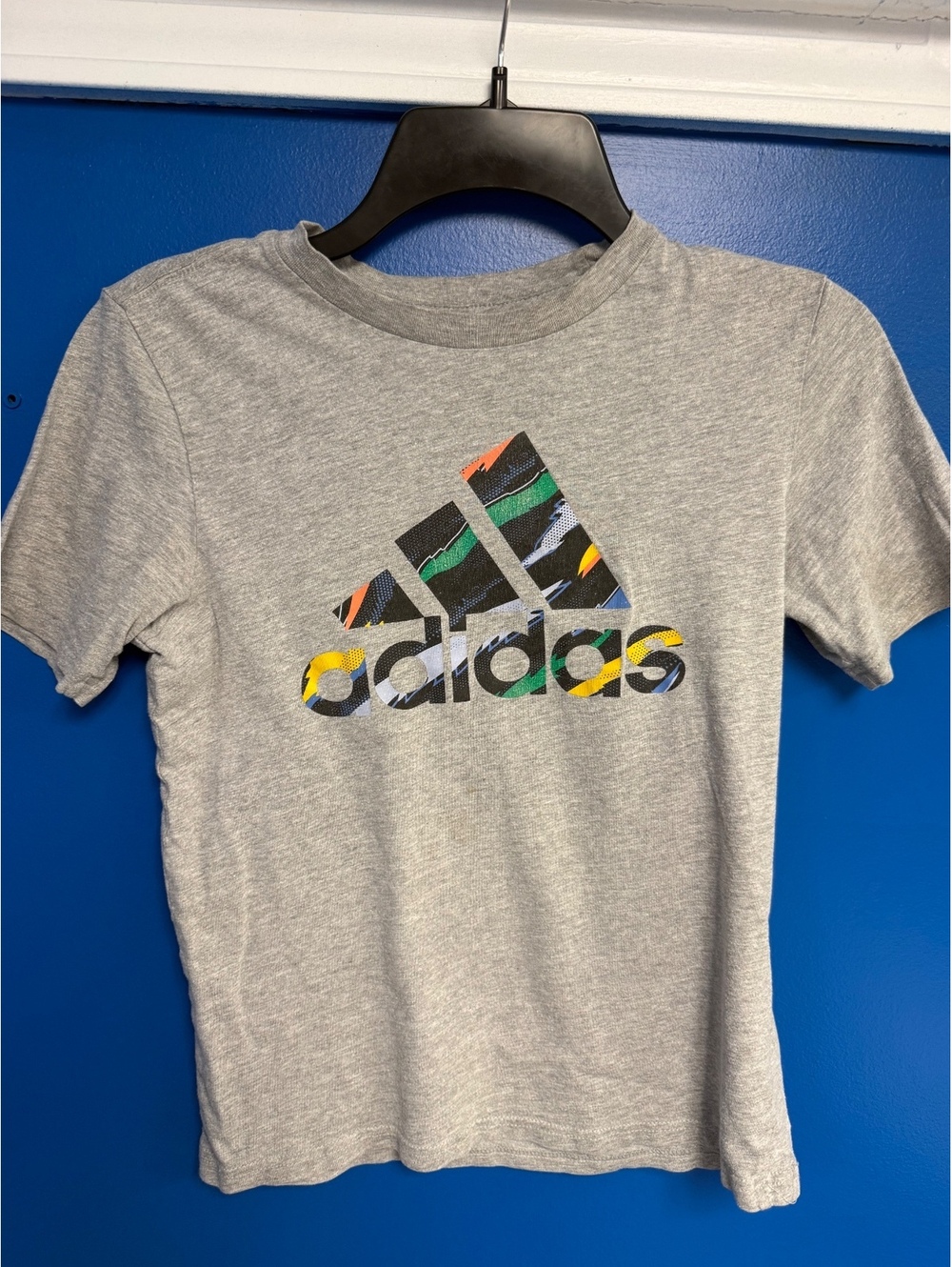 Adidas Boys Youth Medium 10/12 Short Sleeve T-Shirt Heather Gray Graphic Logo